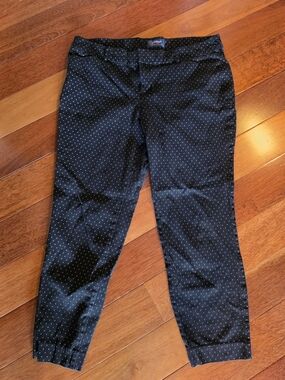 Old Navy Black Ankle Pants with White Micro Dot Pattern